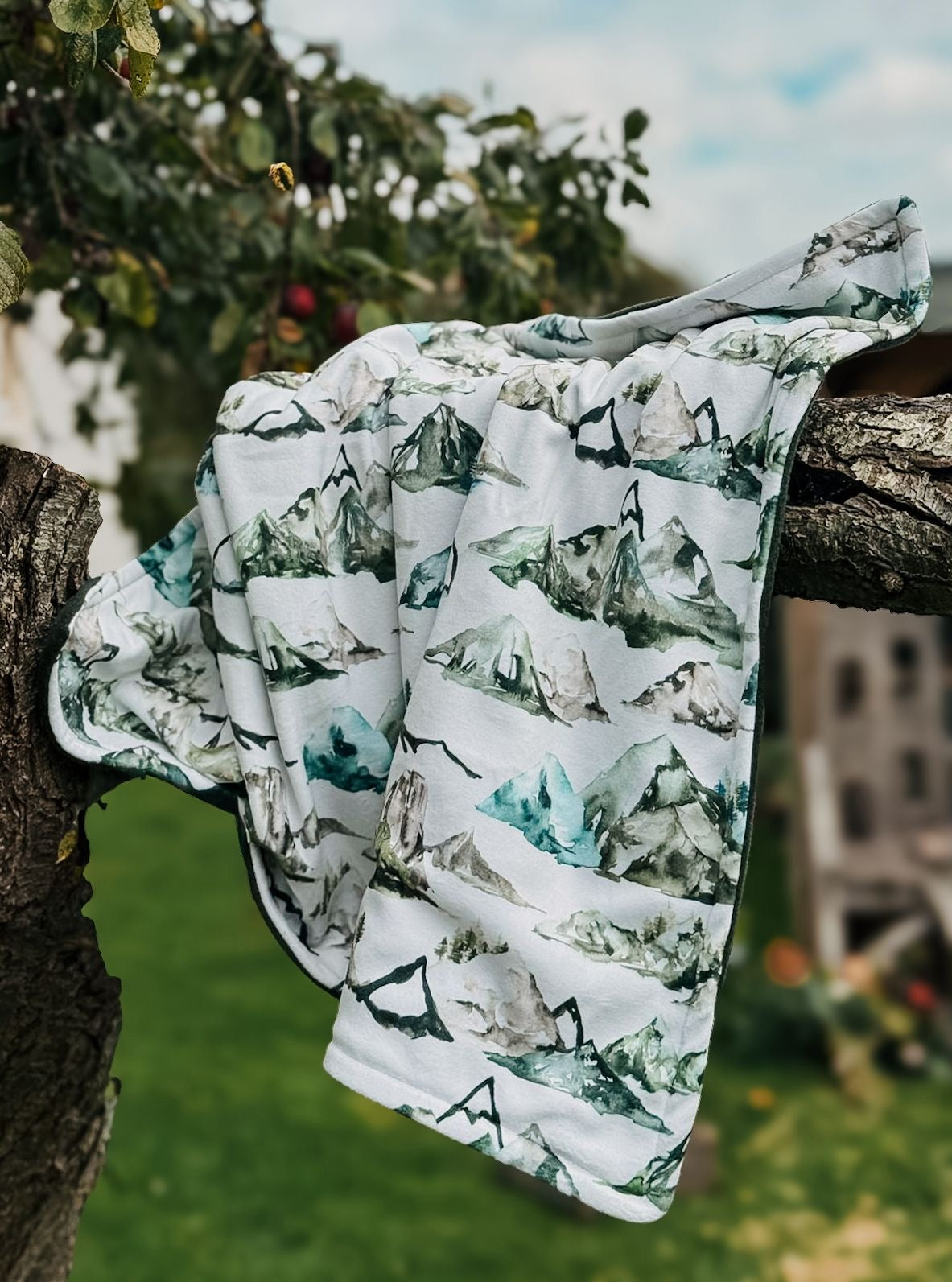 Bodhi & The Birchtree Polar Fleece Blanket - Alpine Ridge Mountains & Dark Bottle - Bodhi & The Birchtree