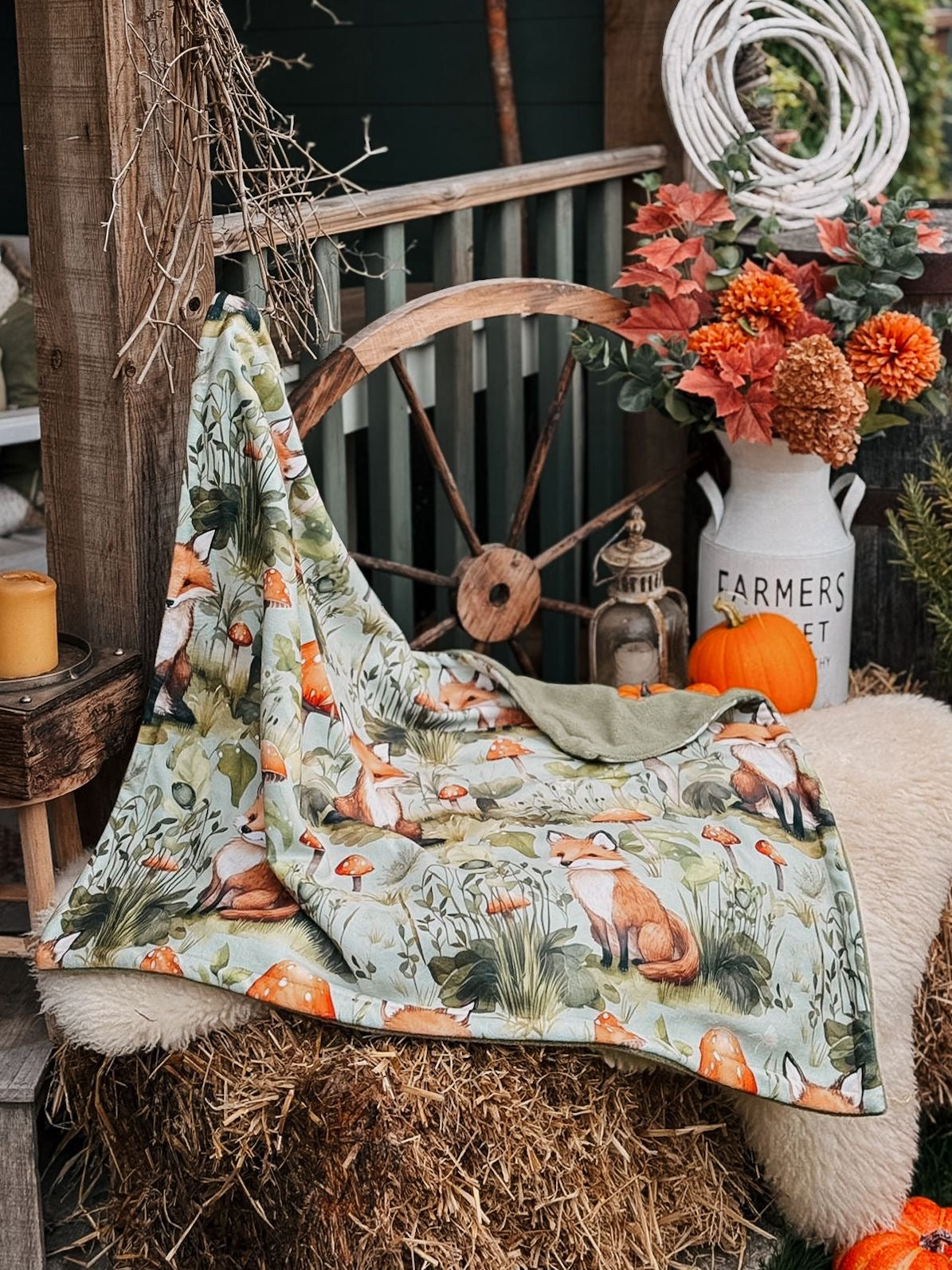 Bodhi & The Birchtree Polar Fleece Blanket - Foxes & Mushrooms & Avocado - Bodhi & The Birchtree