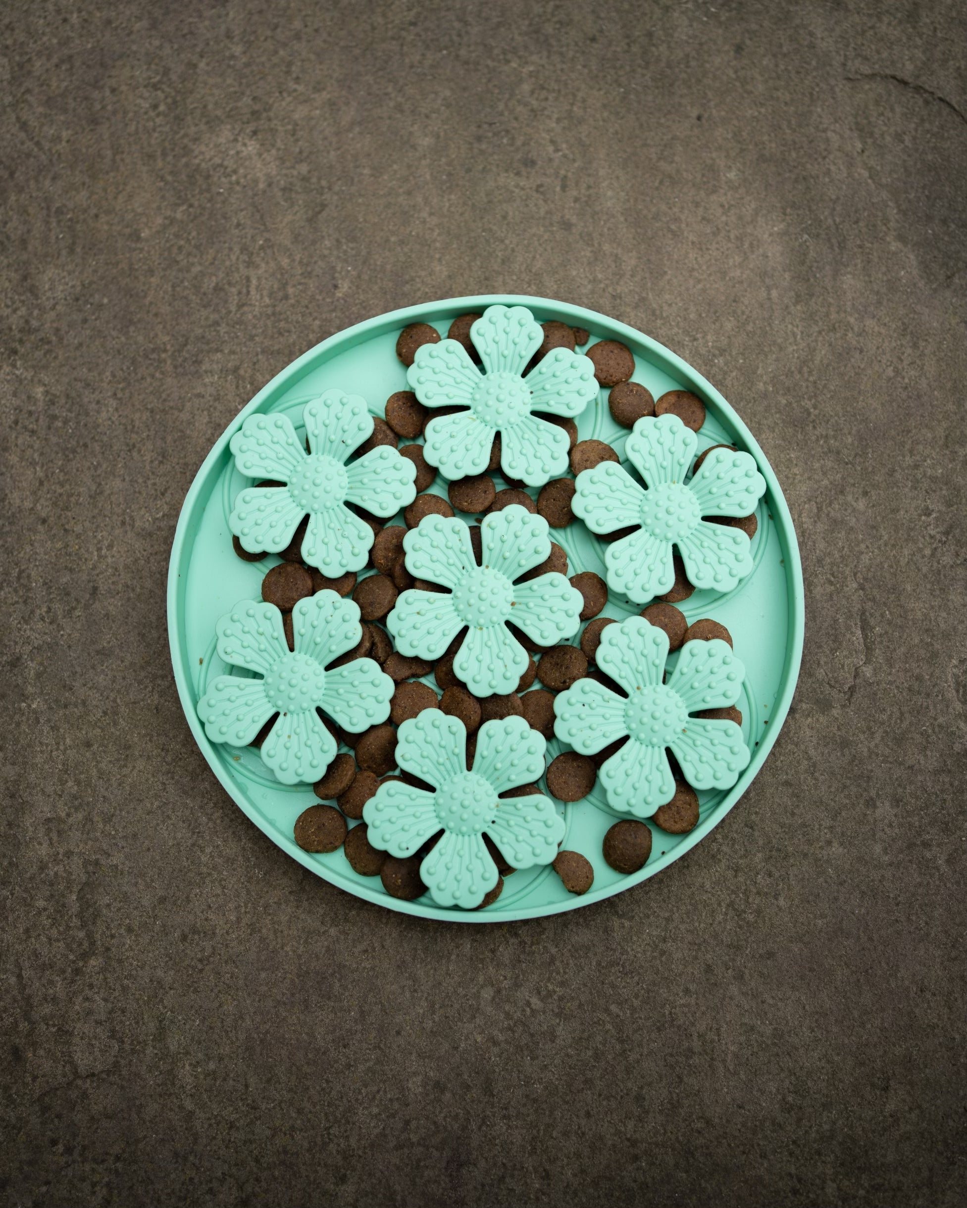 Flower Snuffle Mat In Pastel Teal - Bodhi & The Birchtree