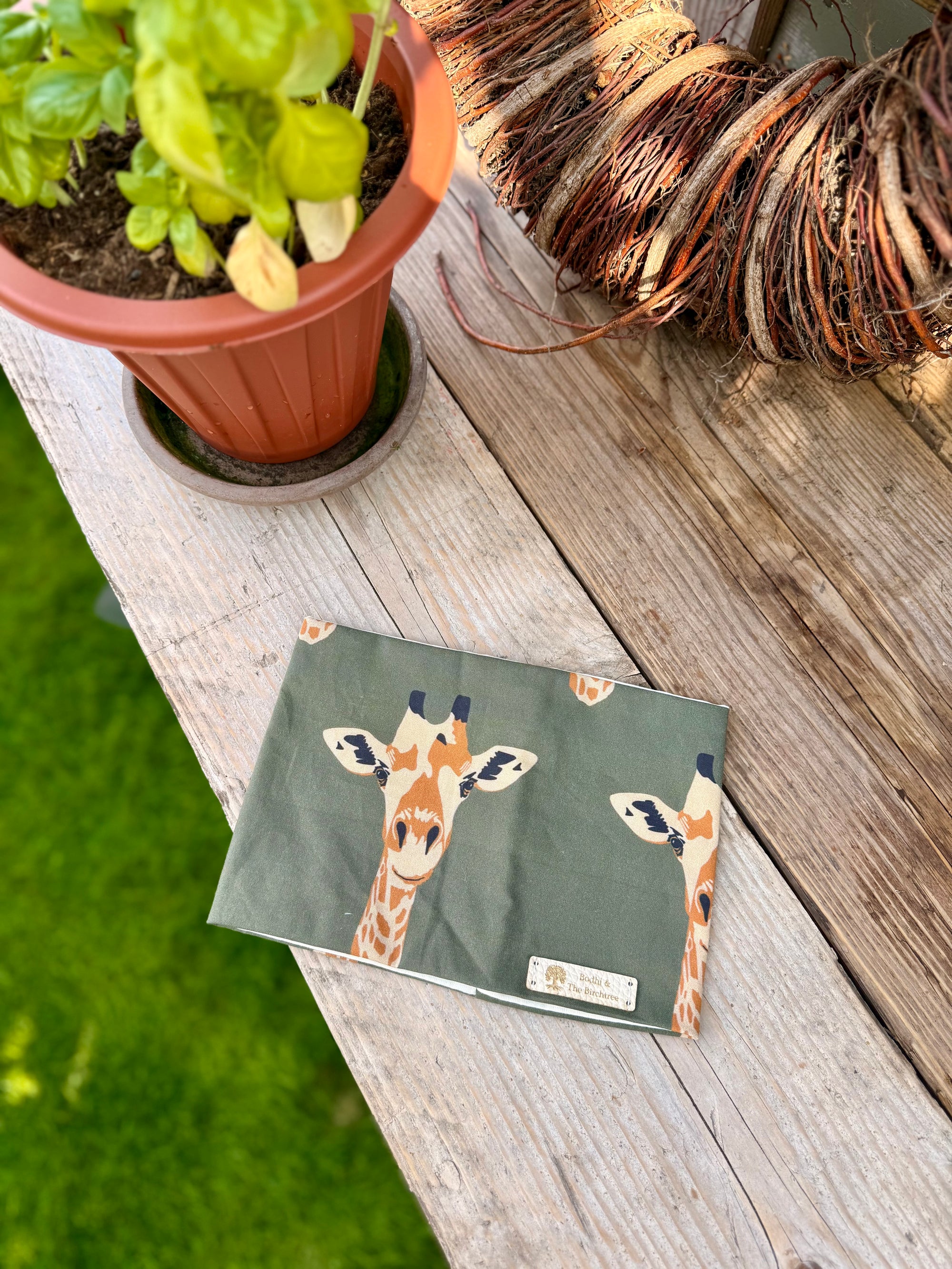 Bodhi & The Birchtree Geoffrey The Giraffe Summer Cooling Snood - Bodhi & The Birchtree