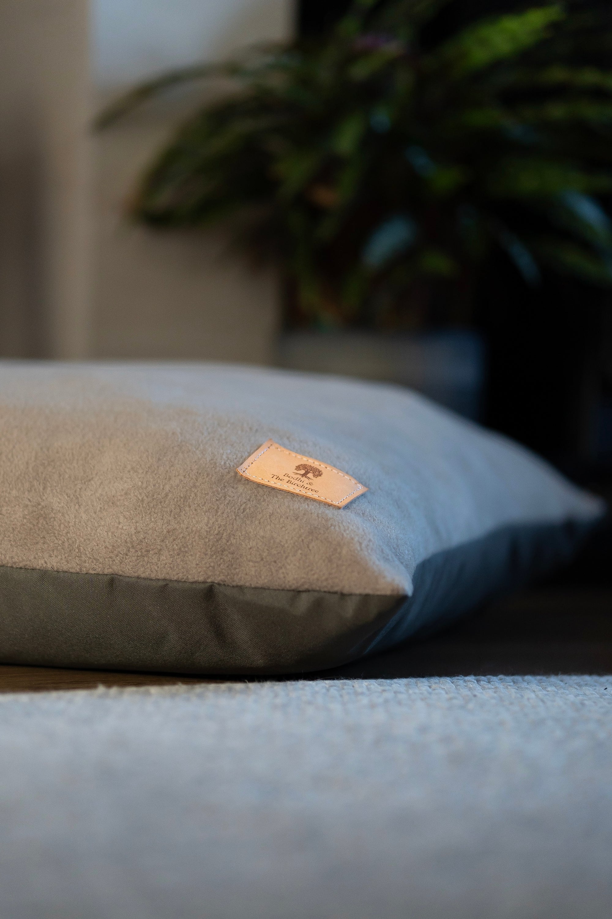 Bodhi & The Birchtree Polar Fleece & Waterproof Dog Bed - Bodhi & The Birchtree