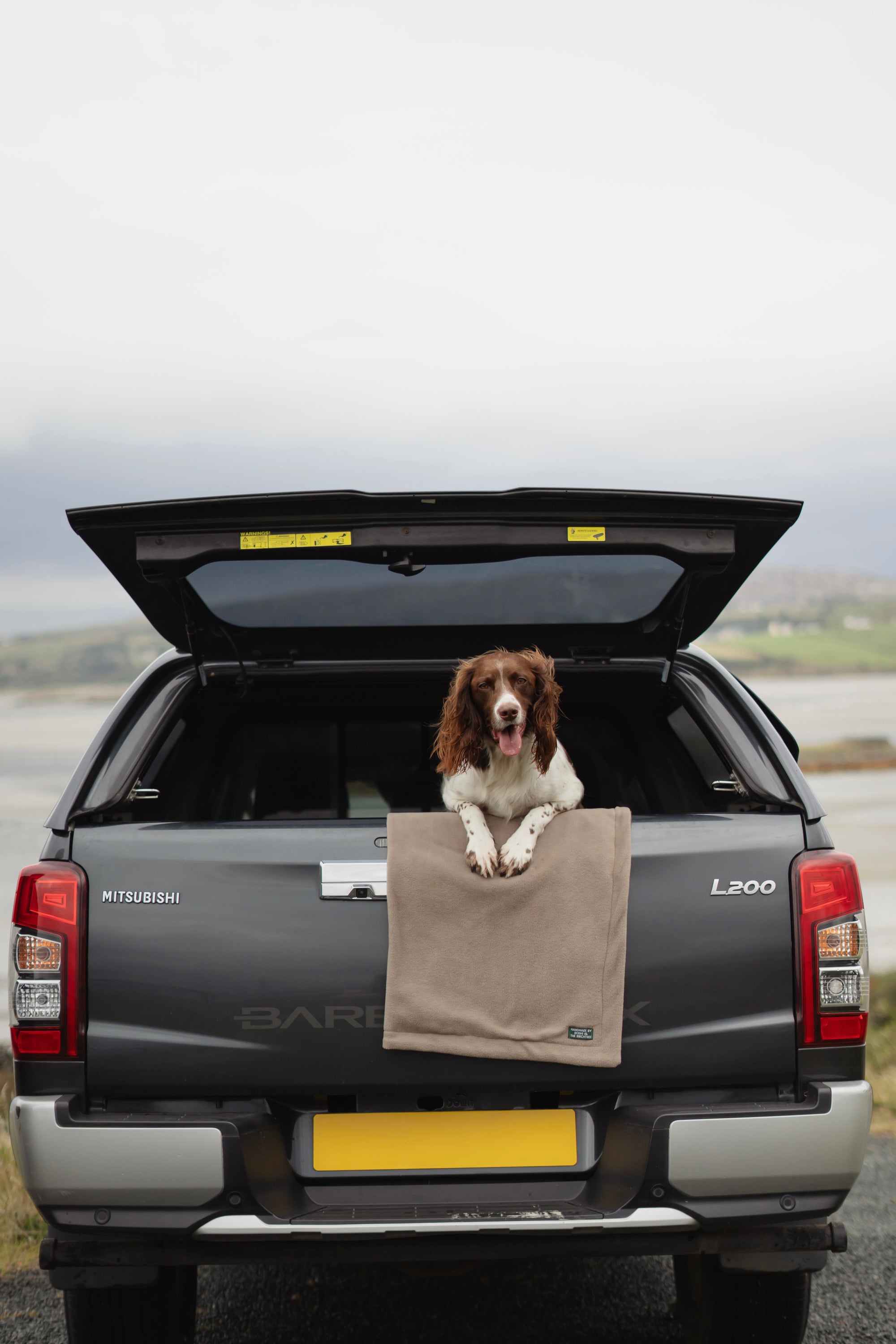 Bodhi & The Birchtree Dark Camel & Khaki Boot Blanket - Bodhi & The Birchtree