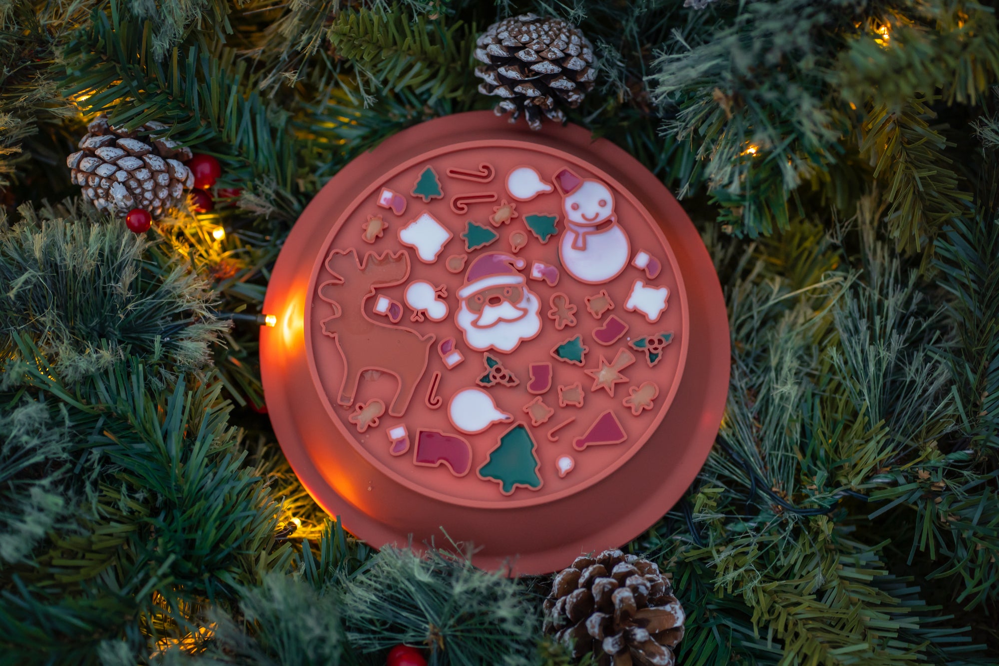 Festive Reindeer Dual Slow Feeder/Lick Mat Bowl - Bodhi & The Birchtree