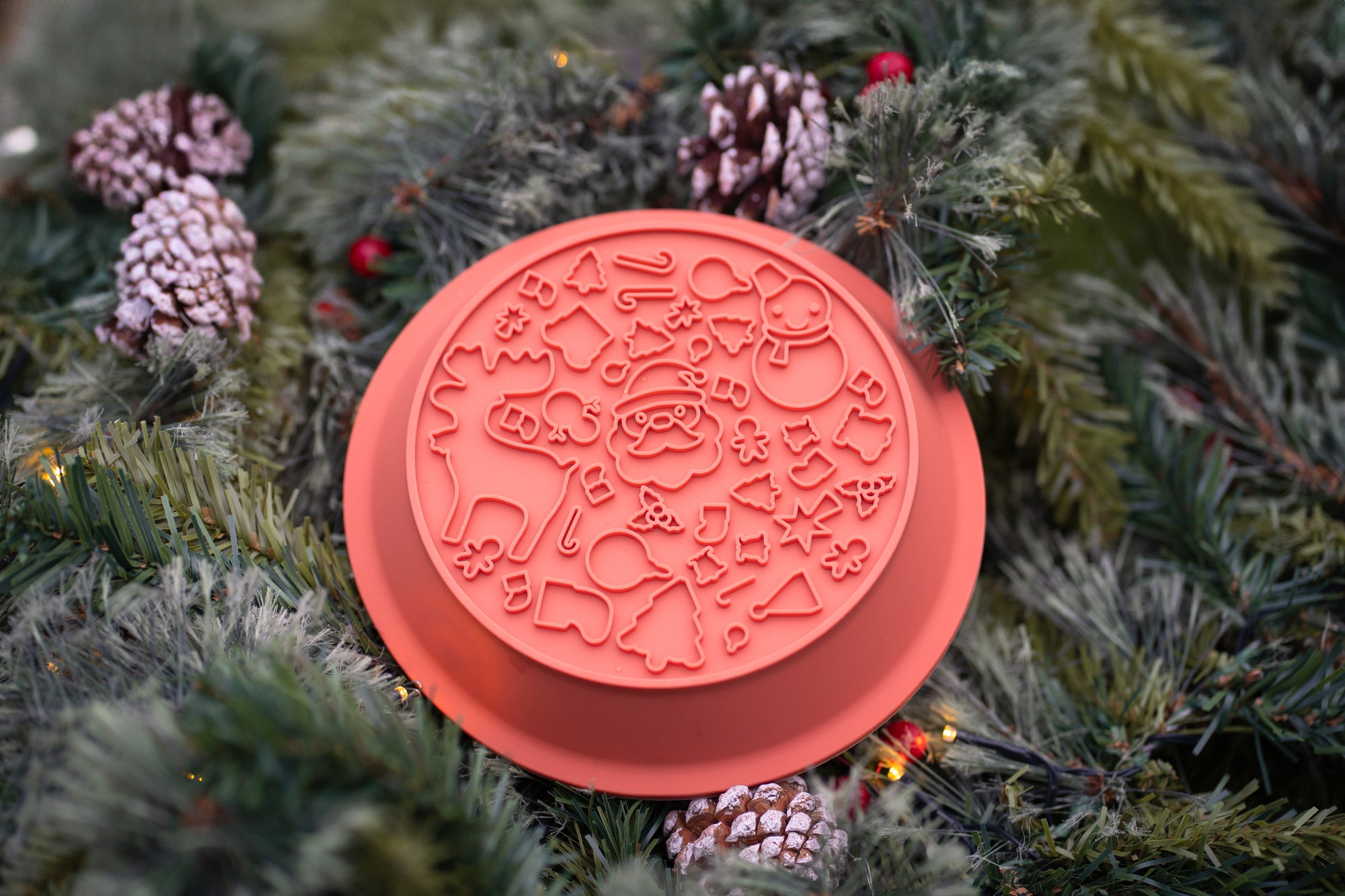 Festive Reindeer Dual Slow Feeder/Lick Mat Bowl - Bodhi & The Birchtree