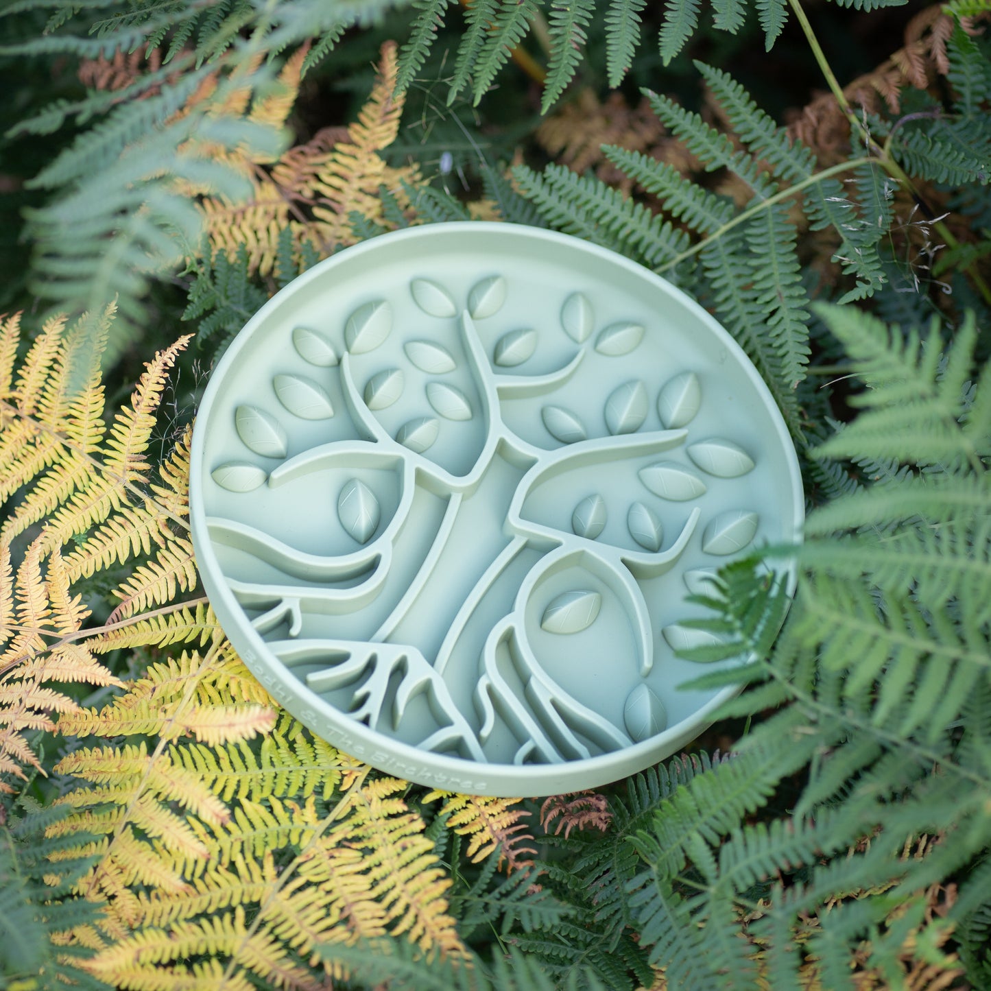 Bodhi & The Birchtree The Evergreen Collection - Foliage Slow Feeder Bowl