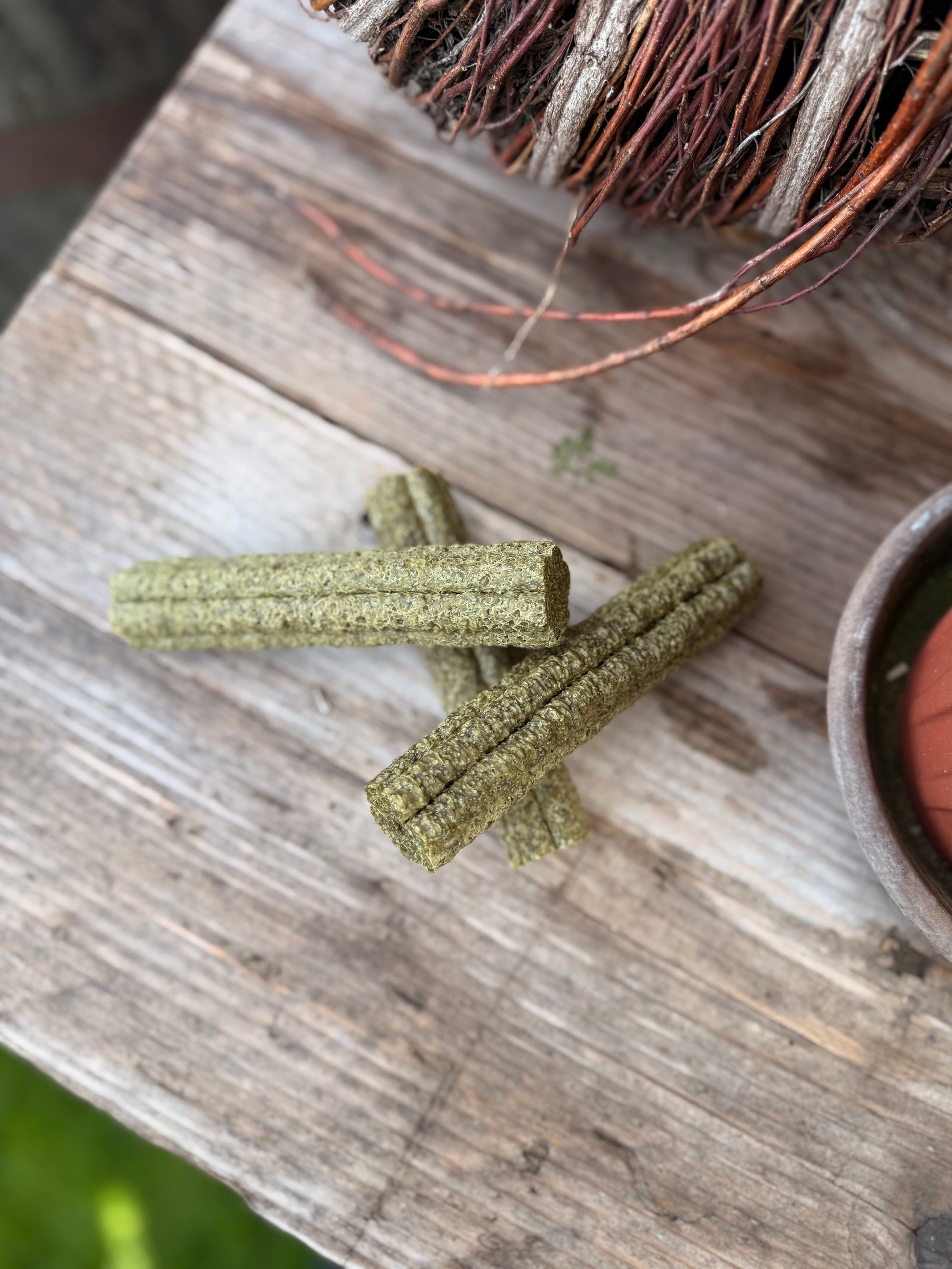 Peppermint, Parsley & Coconut Chew - Bodhi & The Birchtree