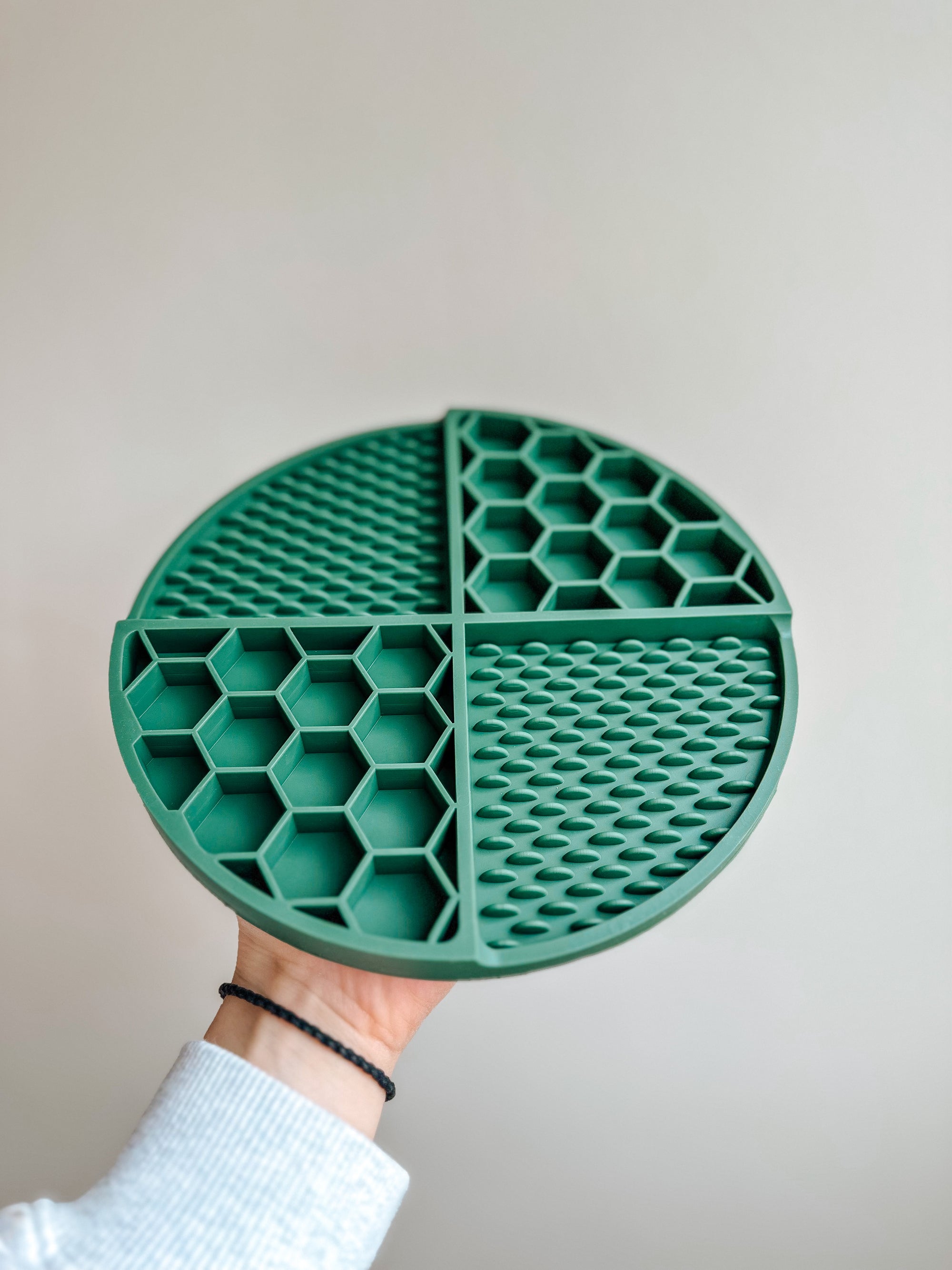 Honeycomb Lick Mat Sea Green - Bodhi & The Birchtree