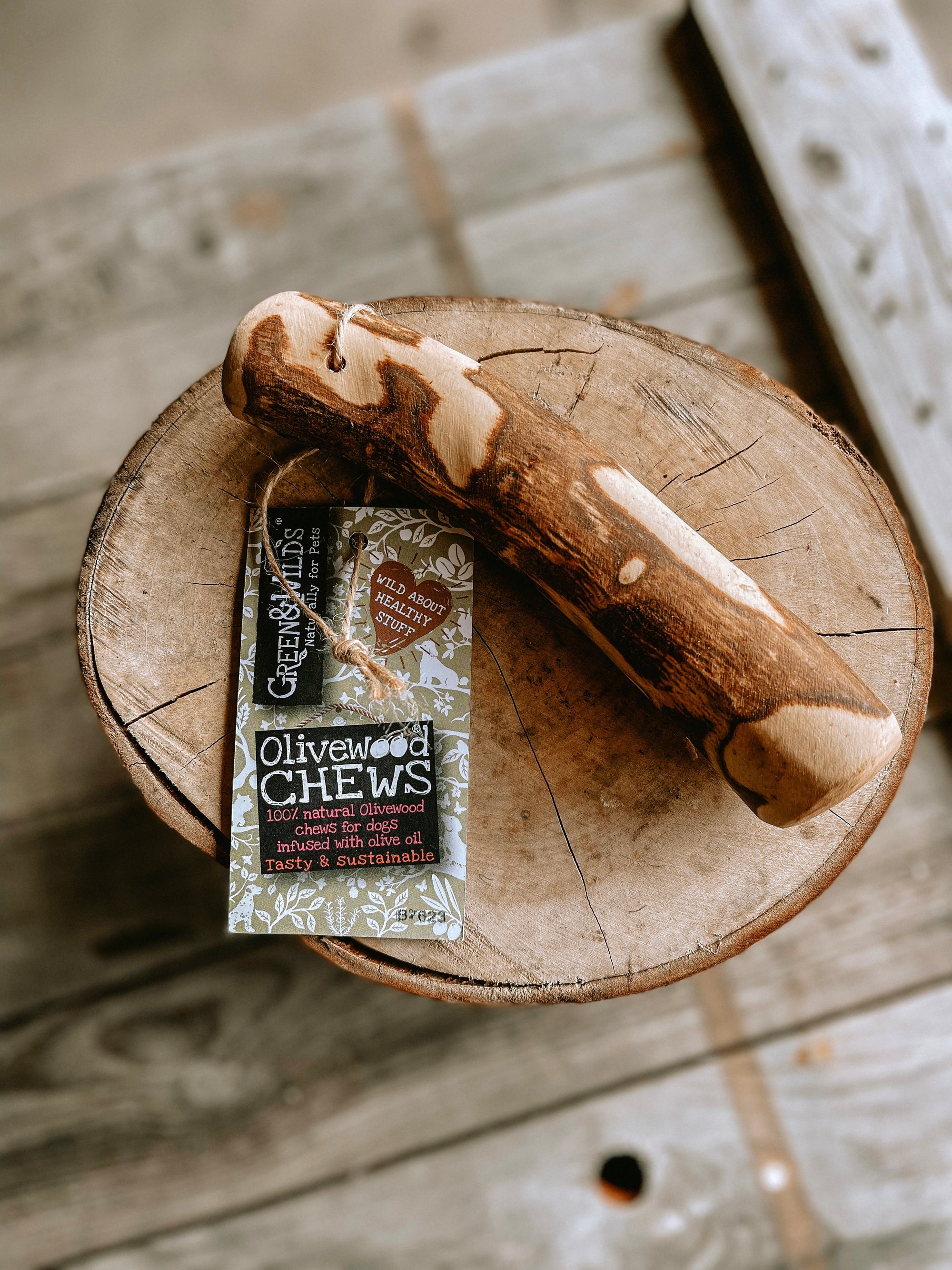 Green & Wild’s Olivewood Chew - Bodhi & The Birchtree