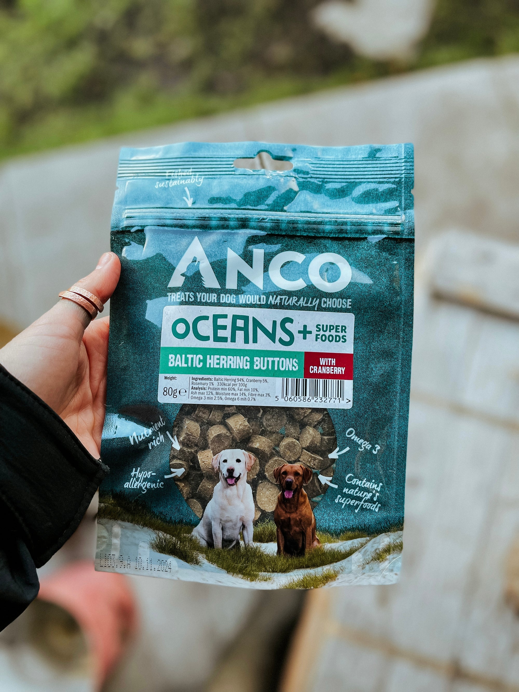 Anco Oceans + Baltic Herring Buttons With Cranberry 80g